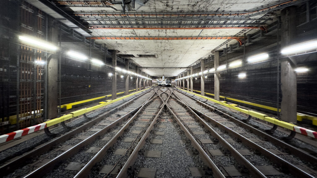 Gleiswechselanlage in der Prager Metro.